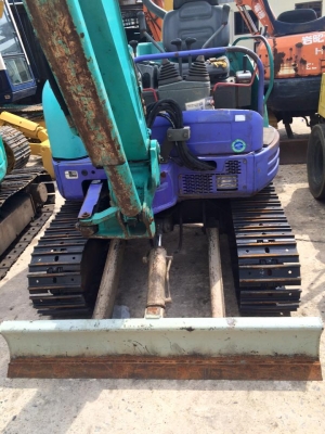 รถขุดเล็ก KOMATSU PC30FR-1