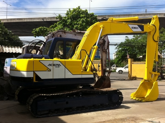 รถขุด KOBELCO SK120