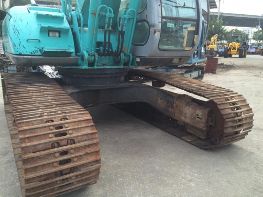 รถขุด KOBELCO SK200