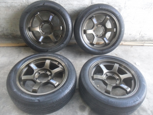 ล้อแม็ก 17นิ้ว 6รู TE37 พร้อมยาง สวยๆ 4 ล้อ ราคา 10900 บาท