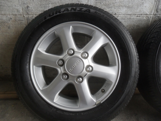 ล้อแม็ก 16นิ้ว 6รู อีซูสุ พร้อมยาง สวยๆ 4 ล้อ ราคา 6700 บาท