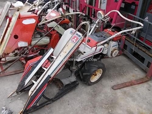 ขายรถเกี่ยวข้าวเดินตาม MITSUBISHI    MB360 รหัสสินค้า : 80802993  Line ID: nihonmono  หรือเพิ่มเติมไดที่ www.nihonmono.com