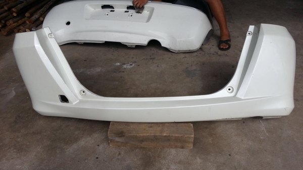 กันชนหลัง HONDA FREED ของแท้มือสอง