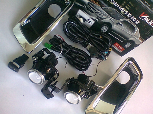 ไฟตัดหมอก CHEVROLET COLORDO 2012