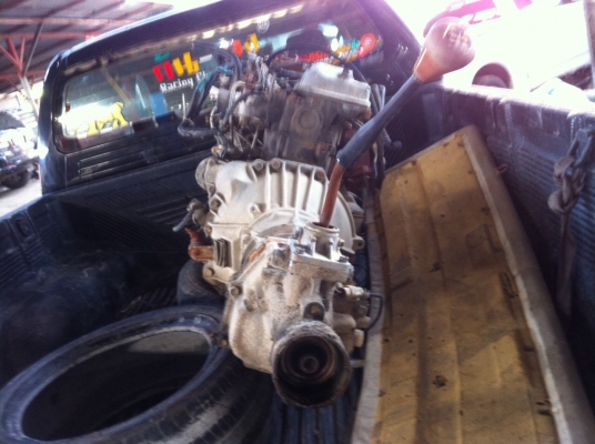 ขายเครื่อง 2L 2.45  hero พร้อมเกียร์   20000 บาท