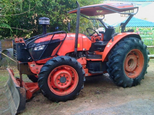 ขายรถไถ KUBOTA M7040 อุปกรณ์ดันหน้า-ผานหลัง สภาพสวยพร้อมใช้งาน เอกสารพร้อมโอน สนใจโทร 090-8588220คุณนะ 093-3258446คุณบิว ID:narong498 หรือเข้าดูสินค้าอื่นๆได้ที่ www.truck.in.th/498 หรือเพจFacebook ณรงค์ ซื้อขายรถมือสอง (เว็บไซต์ส่วนตัว) หรือFacebook ตลาด