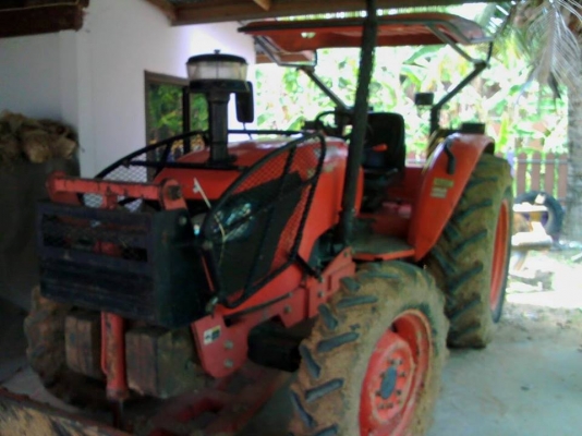 ขายรถไถ KUBOTA M7040 อุปกรณ์ดันหน้า-ผานหลัง สภาพสวยพร้อมใช้งาน เอกสารพร้อมโอน สนใจโทร 090-8588220คุณนะ 093-3258446คุณบิว ID:narong498 หรือเข้าดูสินค้าอื่นๆได้ที่ www.truck.in.th/498 หรือเพจFacebook ณรงค์ ซื้อขายรถมือสอง (เว็บไซต์ส่วนตัว) หรือFacebook ตลาด