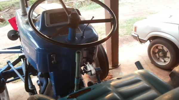 **153,000 บ.ต่อรอง/// รถไถ FORD 4000 T2 เพลาเดียว **ขายรถไถ FORD 55แรง เพลาเดียว ตัวเปล่า FORD 4000 3สูบ 55แรง T2 เสื้อเรียบ (โค้ดระบุ ปีผลิต1970) เช็ค/ฟิต ใหม่ เครื่องดี แรงดี เครื่องยนต์ดีเซล FORD ENGINE:C5NNE 6015 V-T2> ปั้มดี แรงดีครับ เกียร์ดี< **153,000 บ.ต่อรอง/// รถไถ FORD 4000 T2 เพลาเดียว **ขายรถไถ FORD 55แรง เพลาเดียว ตัวเปล่า FORD 4000 3สูบ 55แรง T2 เสื้อเรียบ (โค้ดระบุ ปีผลิต1970) เช็ค/ฟิต ใหม่ เครื่องดี แรงดี เครื่องยนต์ดีเซล FORD ENGINE:C5NNE 6015 V-T2> ปั้มดี แรงดีครับ เกียร์ดี<