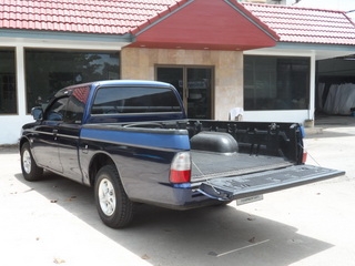 MITSUBISHI STRADA 2.5 MT ปี 2002 รถสวยพร้อมใช้ จัดไฟแนนซ์ได้ T.086-527-9533