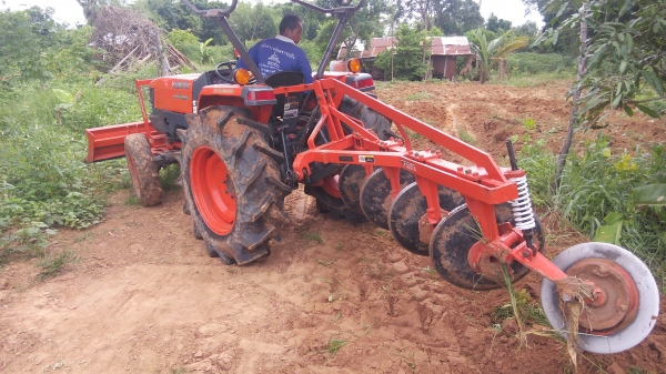 ขายรถไถคูโบต้า4508 di ใบมีดดันหน้าผาลบุก4*22ตาช้าง