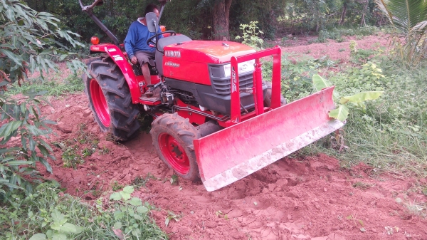 ขายรถไถคูโบต้า4508 di ใบมีดดันหน้าผาลบุก4*22ตาช้าง