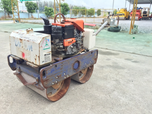 ขายรถบดเดินตามTACOM รุ่นTMR65KDS มือสองญี่ปุ่นสั่นสะเทือนได้มีให้เลือกหลายคัน