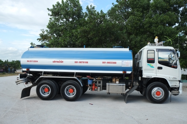 ขายถังน้ำสิบล้อ คุณภาพเยี่ยม 16000ลิตร