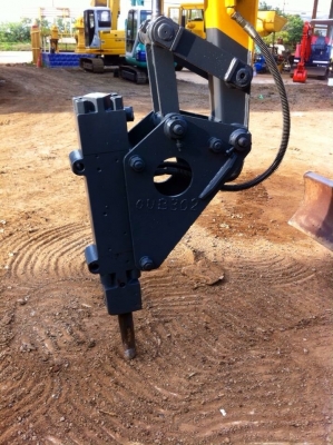 ขายรถขุดYANMAR YB-301 ขนาดpc30 (มีหัวกระแทกพร้อม) รถเก่านอกแท้ 100\% มีเอกสาร ติดต่อ 085-5632278 ( ราคาต่อรองได้ )