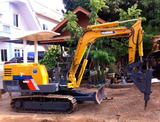 ขายรถขุดYANMAR YB-301 ขนาดpc30 (มีหัวกระแทกพร้อม) รถเก่านอกแท้ 100\% มีเอกสาร ติดต่อ 085-5632278 ( ราคาต่อรองได้ )