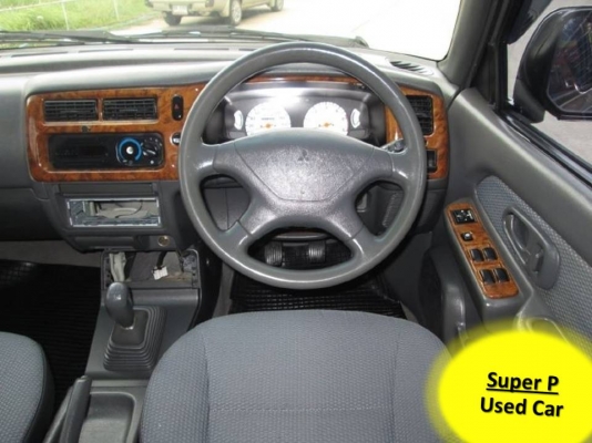 MITSUBISHI L200 STRADA GRANDIS 4DR 2.8 GLX MT ปี 2002