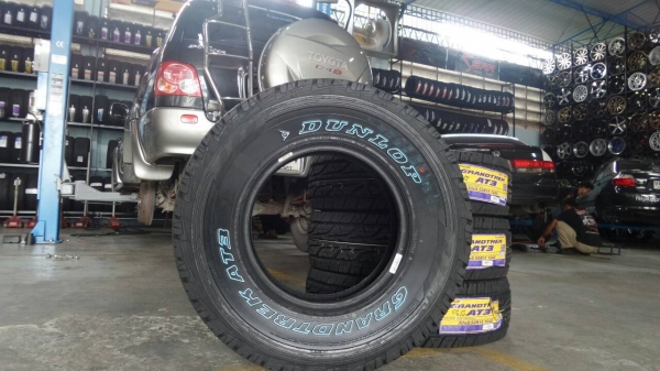 ยาง DUNLOP GRANDTREK AT3 30X9.5R15