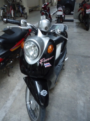 รับสมัครช่างซ่อมมอไซด์ฝีมือดี เพิ่มให้ 14000.-