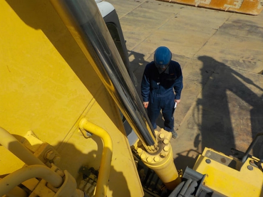 Komutsu PC128US-2EI เก่านอก นำเข้าจากญี่ปุ่น สภาพดี