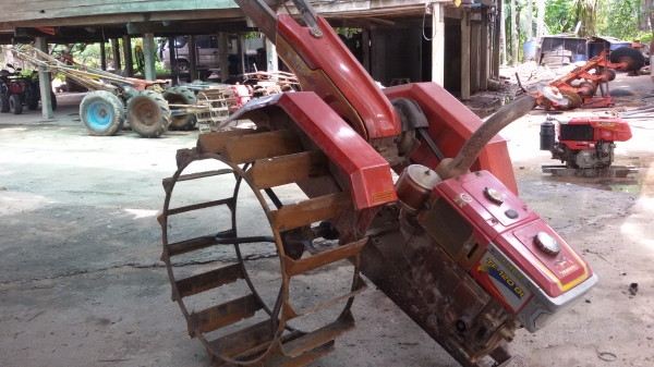 ขายเครื่องยันมาร์ไดเล็กดีไอ120พร้อมโครงสยามพรัสคราสขู้ลอใหญ่มีกระโปงครอบล้อ ราคา53000บาท ยังไม่ได้ล้างจะชื้อแต่เครื่องก็ได้นะครับ ราคา26500บาท จะชื้อแต่โครงก็ได้นะครับราคา26500บาทสนใจโทร0813655997อำพร พาเจริญ รถอยู่ วังบัว อคลองขลุง จ กำแพงเพชร ราคานี้ยัง