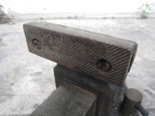 ปากกาจับงานเก่า Rock island