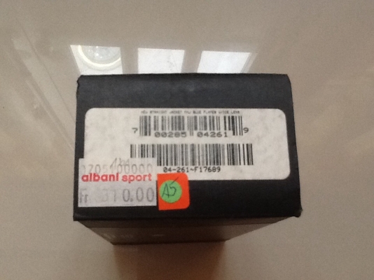 แว่นตากันแดดยี่ห้อ Oakley (โอ๊คเล่ย์) ของแท้ USA แว่นตากันแดดยี่ห้อ Oakley (โอ๊คเล่ย์) ของแท้ USA