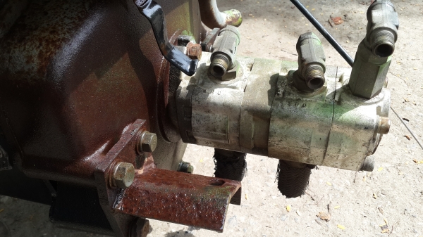 3 สูบพร้อมปั้มไฮดรอลิค