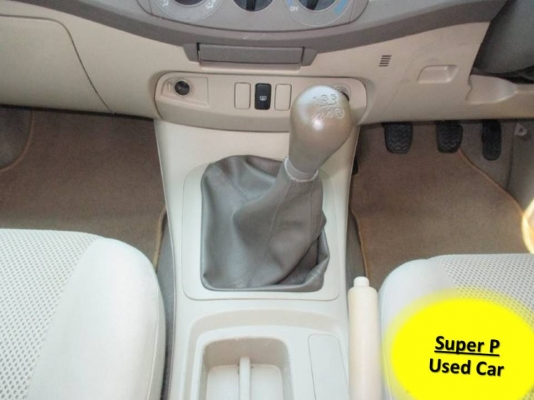 TOYOTA HILUX VIGO 4DR 3.0 D4D  MT ปี 05