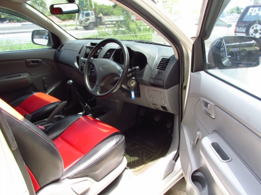TOYOTA HILUX VIGO CAB 2.5  MT ปี 2008