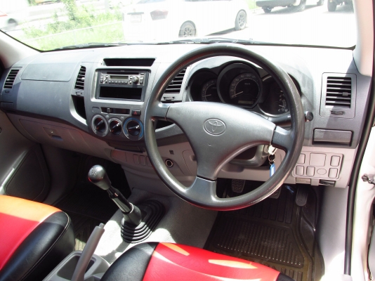 TOYOTA HILUX VIGO CAB 2.5  MT ปี 2008