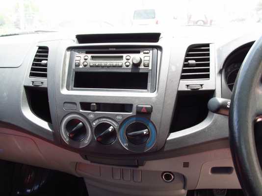 TOYOTA HILUX VIGO CAB 2.5  MT ปี 2008