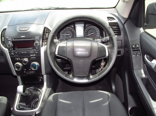 ISUZU D-MAX ALLNEW HI-LANDER CAB  2.5 MT 2012