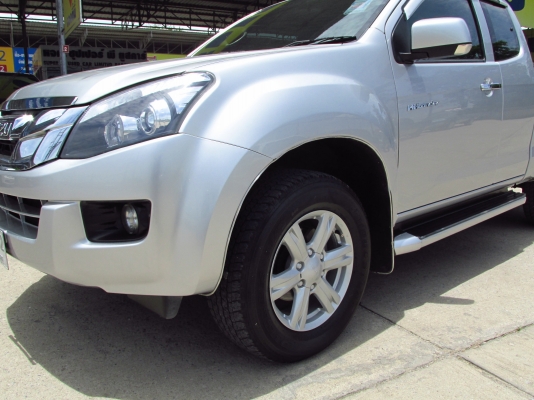 ISUZU D-MAX ALLNEW HI-LANDER CAB  2.5 MT 2012