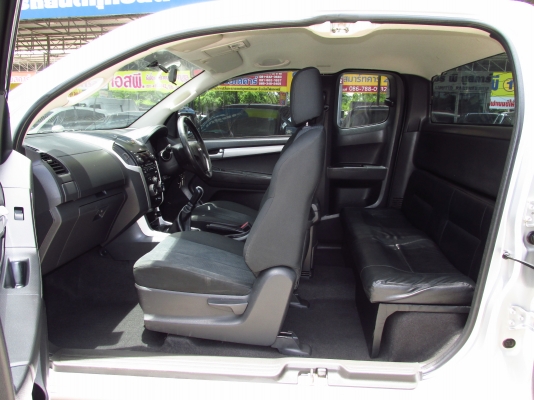 ISUZU D-MAX ALLNEW HI-LANDER CAB  2.5 MT 2012