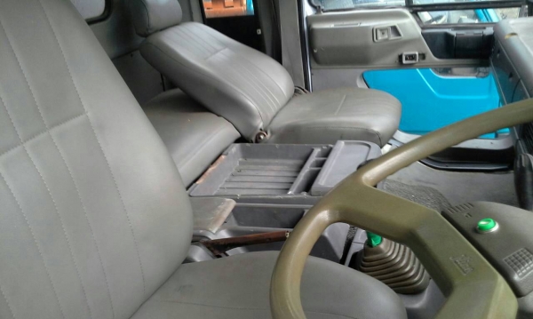 หกล้อ HiNO FE195 ตู้10บาน ช่วงยาว7.20ม สภาพดีสวยพร้อมใช้งาน ทะเบียนพร้อมโอน หกล้อ HiNO FE195 ตู้10บาน ช่วงยาว7.20ม สภาพดีสวยพร้อมใช้งาน ทะเบียนพร้อมโอน