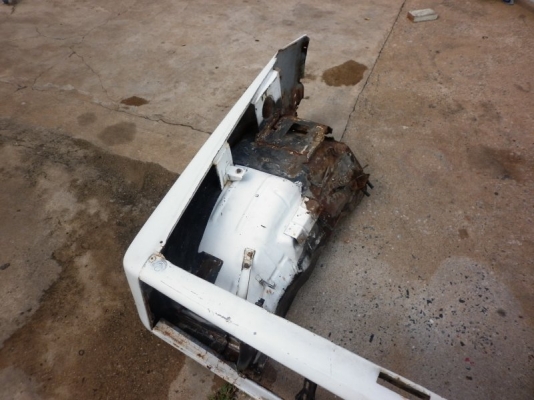 ต้องการขาย โครงหน้า suzuki caribian พร้อมแก้มซ้าย-ขวา