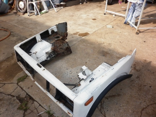 ต้องการขาย โครงหน้า suzuki caribian พร้อมแก้มซ้าย-ขวา