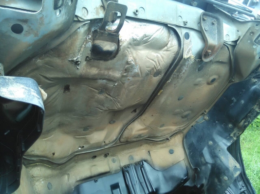 ISUZU NKR 88 แรงม้า ปี40 ISUZU NKR 88 แรงม้า ปี40