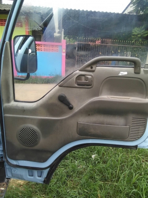 ISUZU NKR 88 แรงม้า ปี40 ISUZU NKR 88 แรงม้า ปี40