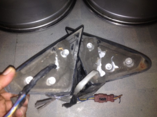 กระจกมองข้าง NISSAN B14 ของเก่าญี่ปุ่นเเท้สภาพดีคู่ละ