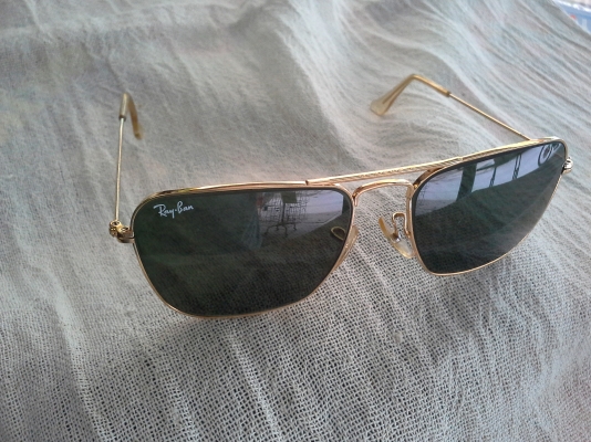 แว่นตาซุปตาร์ RAY-BAN USA