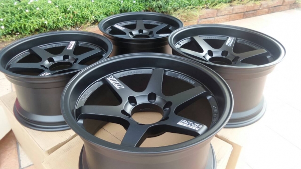 ขายล้อ TE37 ก้านตรงขอบ18 หน้า9.5 หลัง10.5 6H139.7 สีดำด้าน