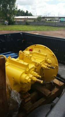 ขายด่วน ปั้มทายเครื่อง KOMATSU PC200-6 ของใหม่ยังไม่ได้ใช้งาน