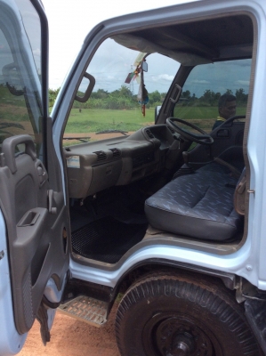 ISUZU4ล้อ รถห้างแท้ปี40 เครื่องดี ครัทซีสวย แอร์พร้อม ขาย 330,000 บาท (ศุภากร 081-1903107 , 081-4252943) ISUZU4ล้อ รถห้างแท้ปี40 เครื่องดี ครัทซีสวย แอร์พร้อม ขาย 330,000 บาท (ศุภากร 081-1903107 , 081-4252943)