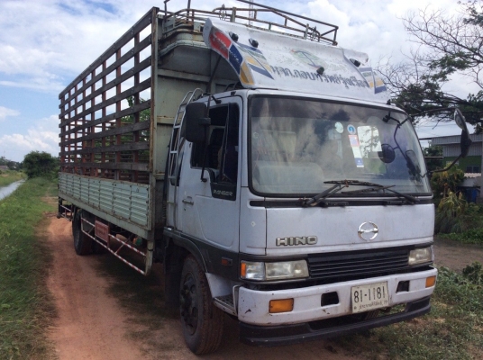 HINO 6ล้อFFแท้ ยาว7.2ม. เครื่องดี ครัทซีสวย รถไม่ผุ คานท้าย ZM10น็อต รถสวยพร้อมใช้งาน ขาย600,000บาท (ศุภากร081-1903107, 081-4252943)