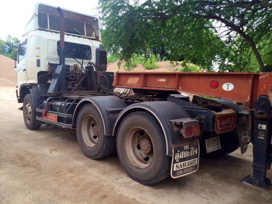 ขายด่วน. รถสิบล้อหัวลาก. Hino. Mega 320. ปี 48. พร้อมใช้งาน. เอกสารพร้อม