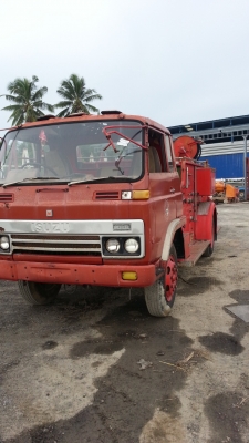 ขายรถดับเพลิงใช้งานได้วิ่งได้สภาพสวย 220,000 บาทแต่ระบบดีบเพลิงต้องปรับปรุง