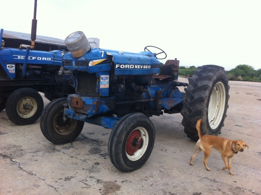 รถไถฟอร์ดเพลาเดียว 6610 มีเล่มทะเบียนไม่มีเครื่องมือ