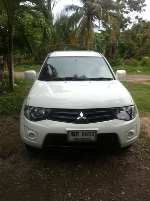 รถปี 2012 ราคา 260,000 บ