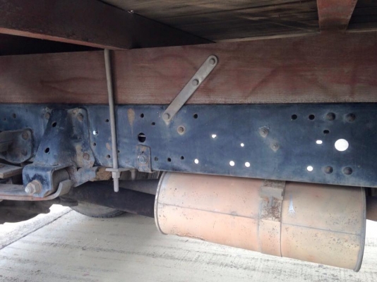 ขายครับNPR120 ฝาขาวเดิมๆๆบางๆๆ เครื่องดี. คัสชีสวยจิบ หัวตเข็บเดิม หัวบาง. ทั้งหัว เคยสาดสีมาแล้ว. ภายในชองแอร์ขาด. แอร์เย็น. ยางดี6เส้น ยาว4.30 กะบะพื้นปูแผ่นเหล็ก  ใหม่ๆๆ  ยางดี6เส้น     ราคา  395000   ต่อรอง  สนใจ0930693225